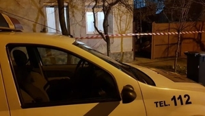 Crimă odioasă în Prahova. Și-a omorât tatăl cu un cuțit, apoi a anunțat Poliția