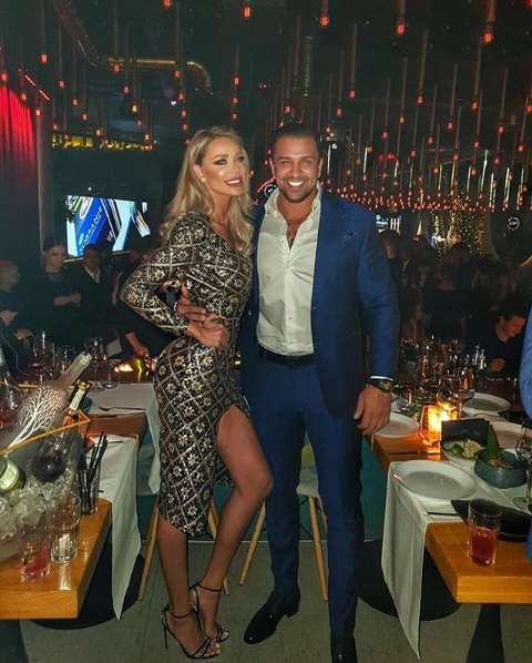 Bianca Drăgușanu alături de Alex Bodi