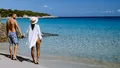 Stațiunea din Grecia care a fost desemnată cea mai ieftină destinație de plajă din Europa în 2026. Pe ce insulă se află și cât costă cazarea pe noapte