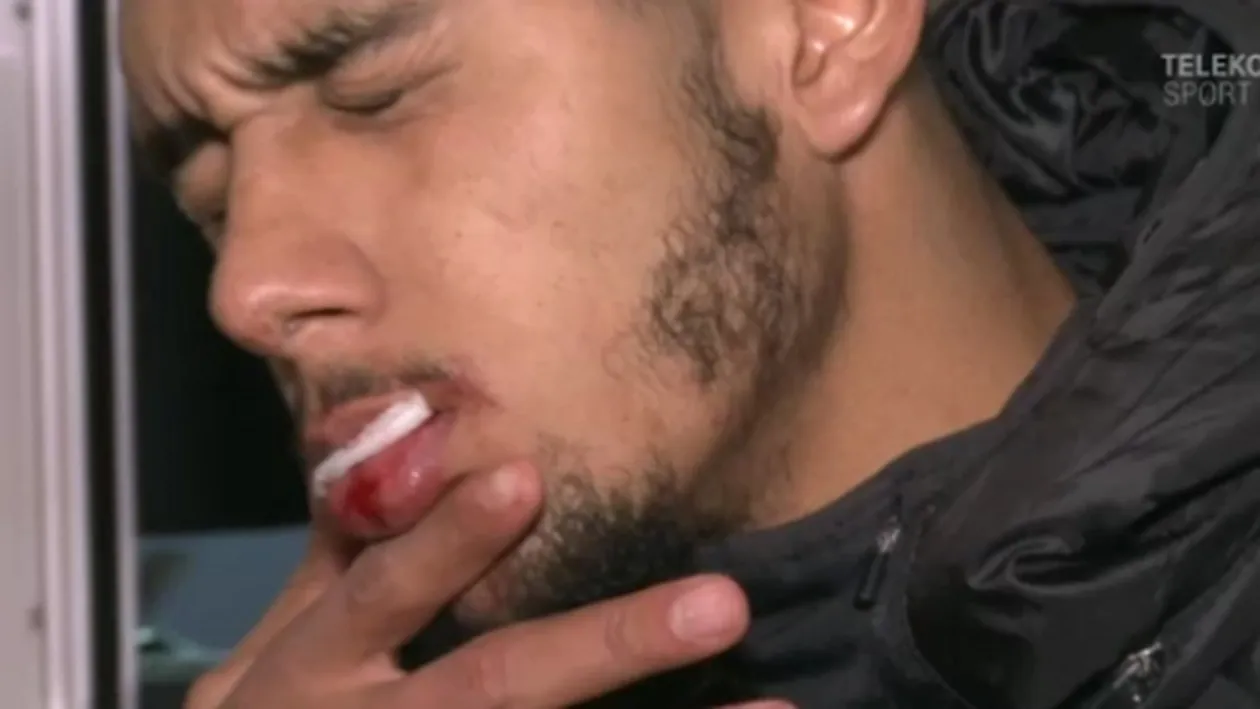 Caz uluitor în fotbal! Medicul de pe ambulanță nu a vrut să-l ducă la spital pentru că nu avea pașaportul la el: ”Nu moare!”