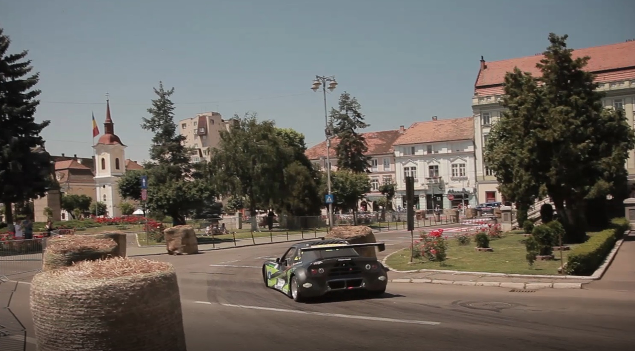 Costel Cășuneanu Jr. a făcut accident pe pistă, în cadrul Campionatului Național de Super Rally. El a obținut primul loc la general