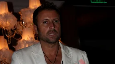 Bote: Femeia ideala este inalta, roscata cu picioare subtiri si sani mici