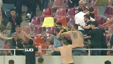 Incidente grave la meciul Steaua-Rapid. Galeriile și-au împărțit pumni și picioare în tribune