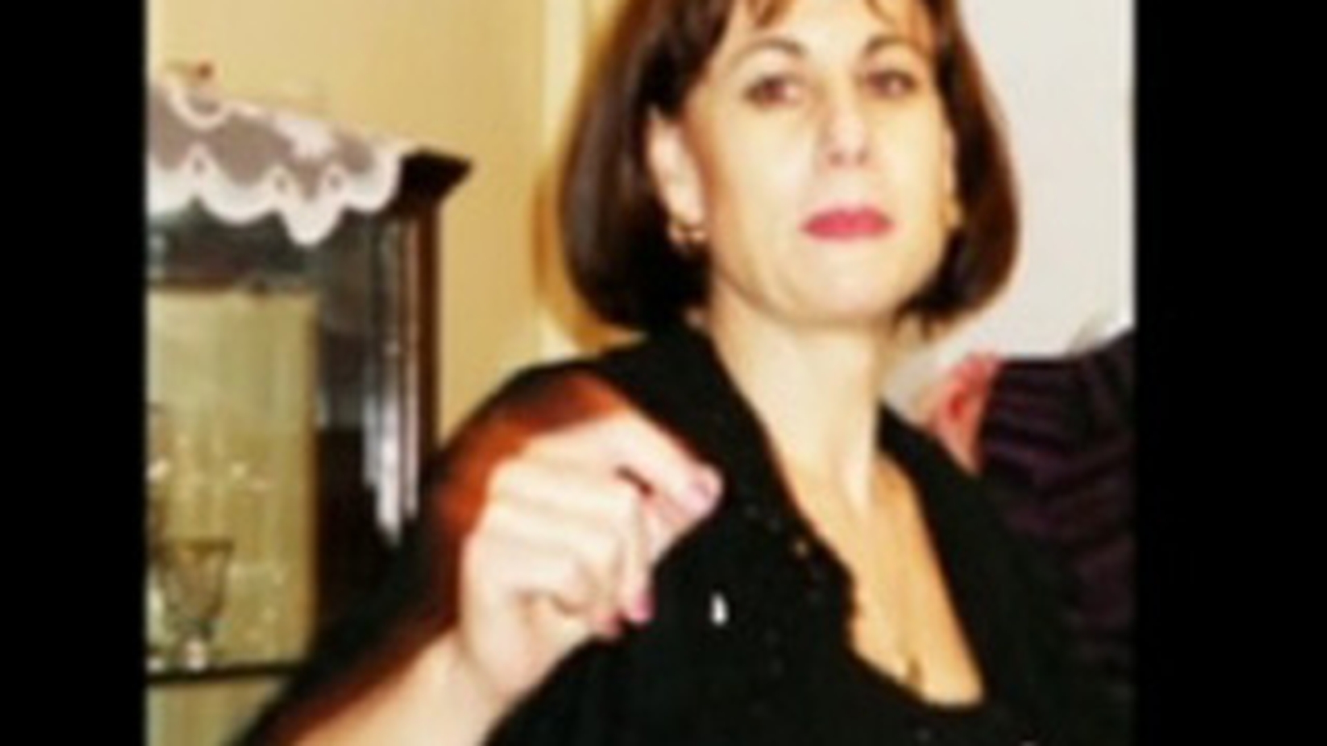VIDEO Ea este casiera executata de criminalul de la coafor! Mariana era cea mai buna prietena a Feliciei Vladan!