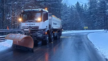 Cât câștigă un angajat la deszăpezire în 2026. Sporurile cresc semnificativ iarna