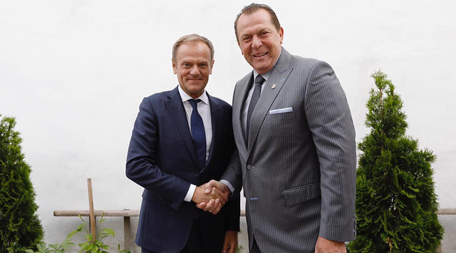 Donald Tusk și Helmut Duckadam © Facebook
