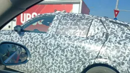 Poze spion cu prototipul „fantomă” la Pitești! Să fie viitoarea Dacia C-Neo?
