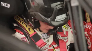 Prezentatoarea de la PRO TV a trăit senzații tari în acest început de weekend. A fost copilot pentru o zi!