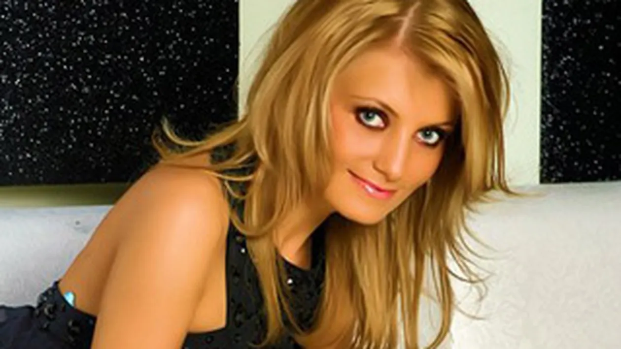 Sylvia se fereste de viscol: Cafea am, briose am, vin rosu am, carti am, lumanari cu vanilie am, sper sa am si curent electric