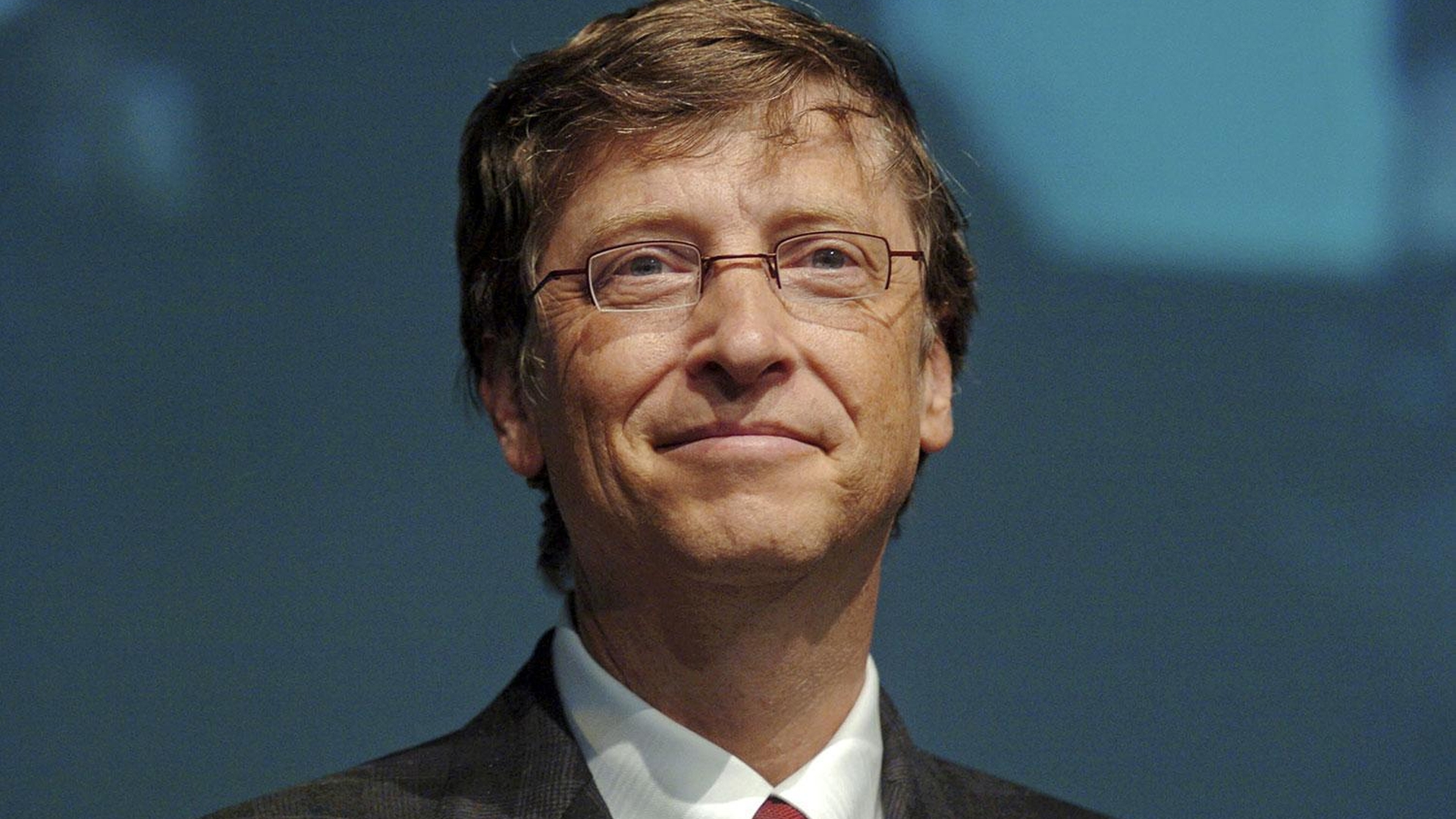 E cel mai bogat om de pe planeta, dar nu le-a cumparat copiilor sai telefoane mobile! De ce e Bill Gates atat de strict
