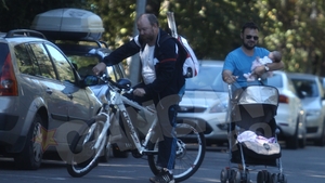Cum a fost filmat Ionica din “Liceenii” pe strazile din Capitala! Actorul a dat masina pe…