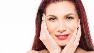 Yamira lansează prima ei piesă în limba română: „Fum fără foc”