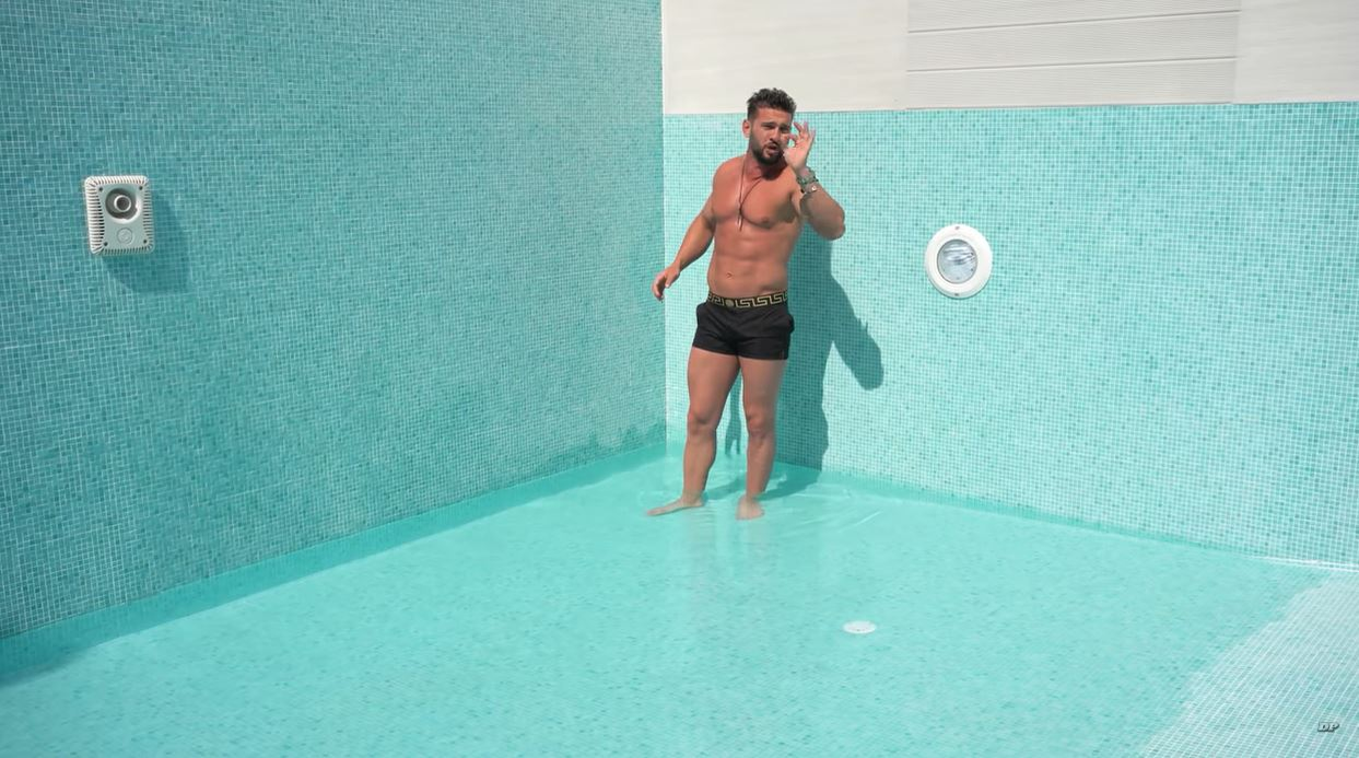 Cum arată piscina din casa de 300.000 de euro a lui Dorian Popa. A lăudat-o atât de tare, încât lumea a început să-l ia la mișto pe TikTok