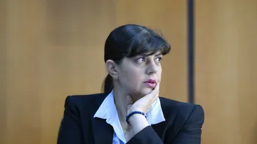 Cum a fost surprinsă Laura Codruța Kovesi pe străzile Bucureștiului. Detaliul care l-a frapat pe un politician român: „Doamnă, e normal?”
