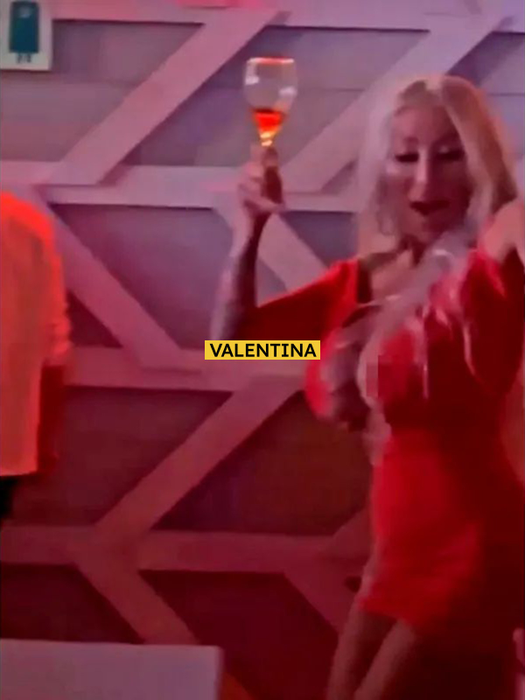 Valentina, soția lui Romeo Dunca, sufletul fiecărei petreceri (Foto: CANCAN.RO)