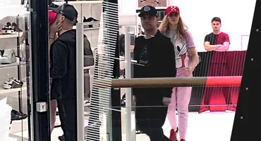 Prezentatorul de la ”iUmor”, gesturi obraznice la shopping  cu ”Kim Basinger de România”