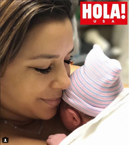 Eva Longoria a născut! Prima poză cu fiul frumoasei actrițe și al soțului ei, Jose Baston