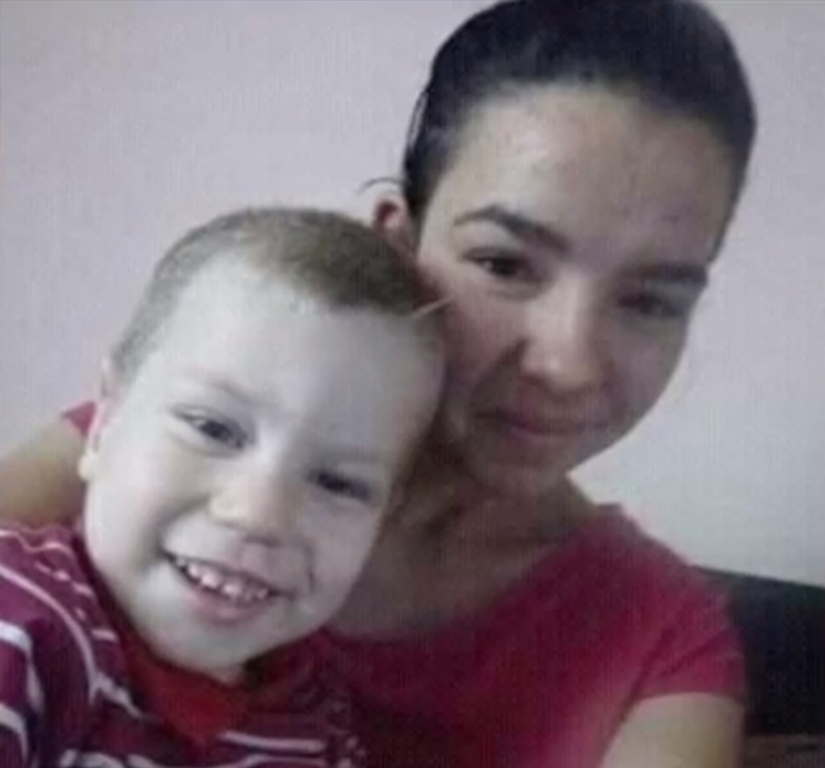 Ea este gravida care a murit în urma accidentului din Tulcea! Cumnata sa, care e însărcinată în 2 luni, a fost operată pe creier