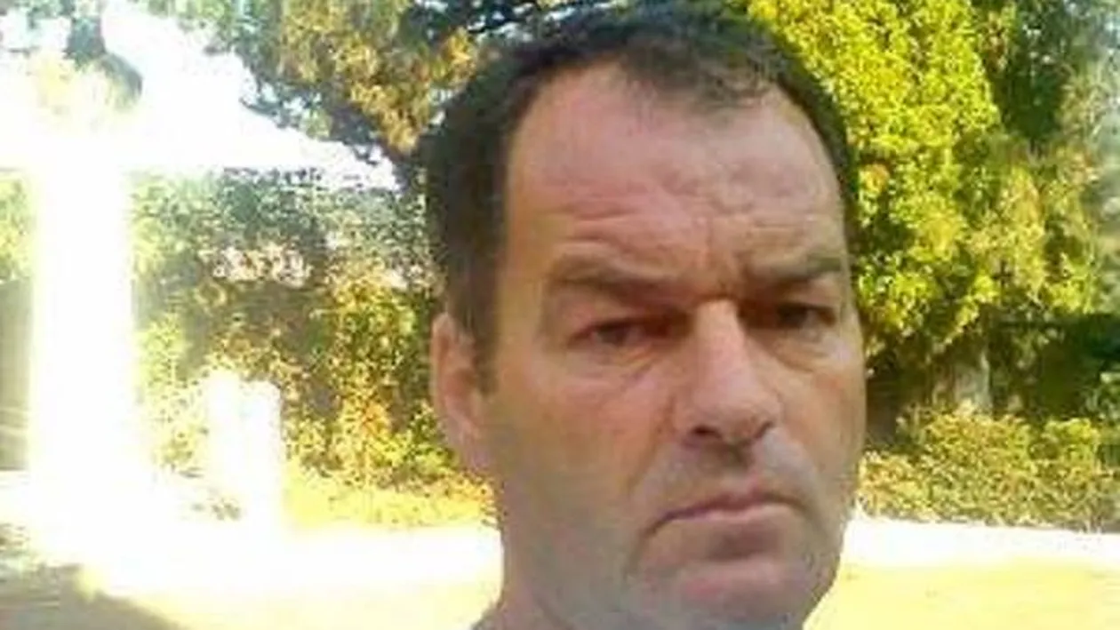 EXCLUSIV Descoperire şocantă în locuinţa agentului de la Rutieră. Poliţistul pedofil păstra în calculator imagini cu minori şi... ”Era obsedat de...” Informaţie de ultimă oră: Ofiţerii de la Omoruri l-au supravegheat pe Eugen Stan 24 de ore înainte de a fi reţinut! Aveau date că...