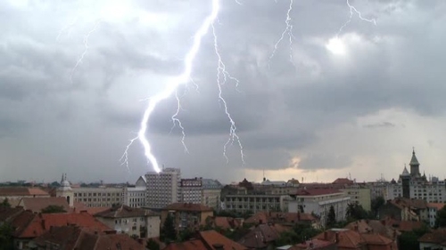 Alertă METEO! Unde se anunță furtuni puternice