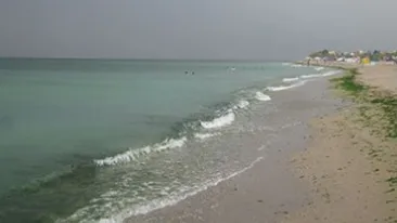 Cadavrul unui tanar, adus la mal pe plaja din Vama Veche