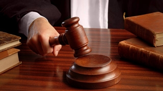 Un politist american, acuzat ca a ucis un adolescent mexican!