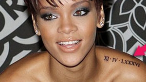 Rihanna ar putea primi rolul lui Whitney Houston intr-un film biografic!