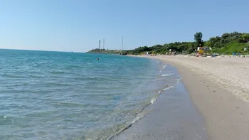 Destinația tot mai preferată de români. Locul în care apa are nuanțe superbe, iar haosul de pe litoral dispare
