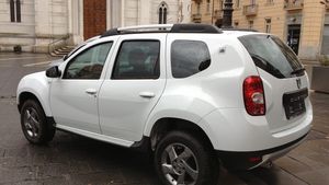 Pericolul mortal care s-ar ascunde sub capota de la Dacia. Revoltă în masă a șoferilor după descoperirea făcută