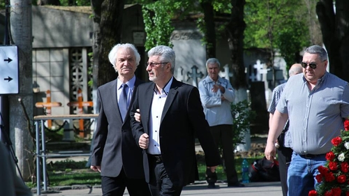 Cum a apărut Silviu Prigoană la înmormântarea Ionelei Prodan