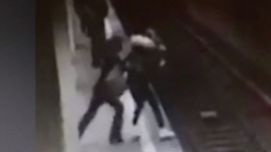 Reacţia ucigaşei de la metrou când prima victimă a vrut s-o identifice: ”Poate e de necrezut, dar...”