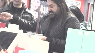 VIDEO EXCLUSIV. A revenit în România şi... Primele imagini cu Gheorghe Gheorghiu după ce fosta iubită l-a acuzat că ar fi vrut să o omoare