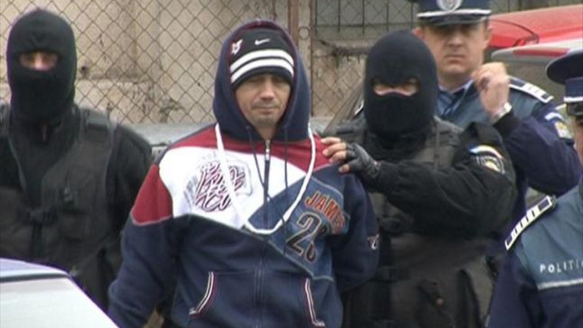 Alertă! Percheziții de amploare! Clanurile interlope sunt vizate. Ghenosu, dat în urmărire