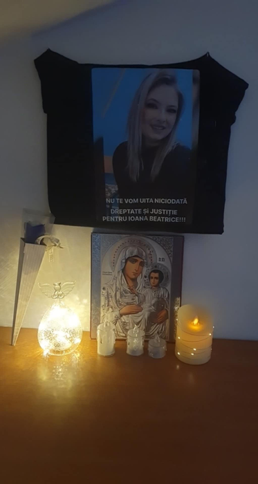 Mihaela Ghibirdic i-a făcut acasă un mic altar fiicei sale foto: arhivă personală