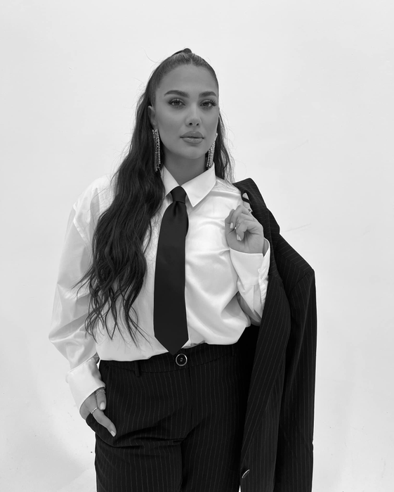 Betty Salam are trăsături foarte frumoase/ Sursa foto: Facebook
