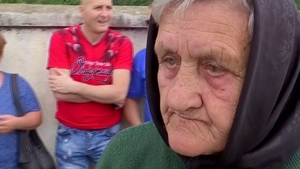 O vecină a criminalului din Caracal: ”Aș vrea să îl văd, să îi dau una. Măi nenorocitule, cum ai putut?”