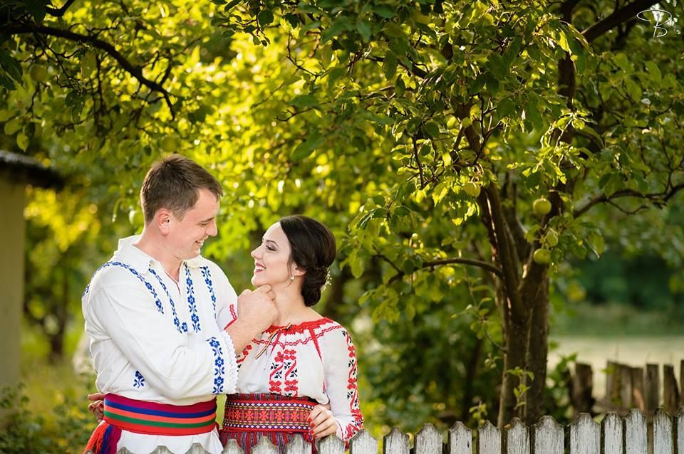 Primarul din Iaşi şi-a condus soţia pe ultimul drum! Imagini dureroase de la înmormântare