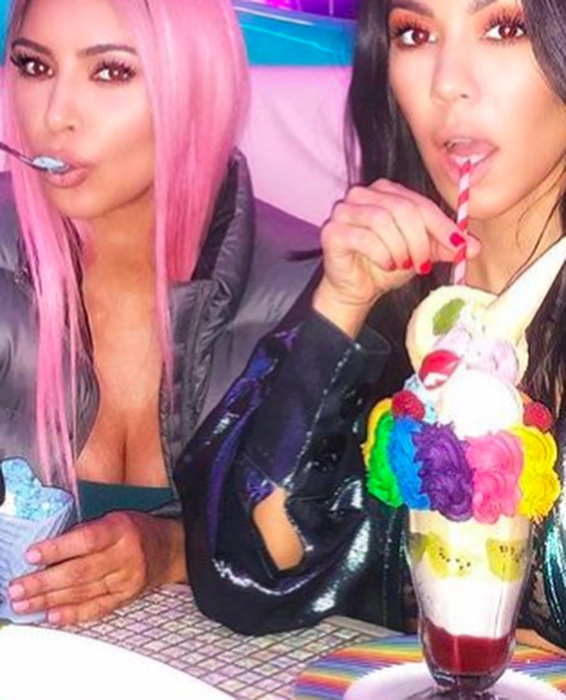 Kim Kardashian, gafă uriașă de ziua surorii sale. Amuzată, Kourtney Kardashian a publicat imaginile rușinoase | FOTO