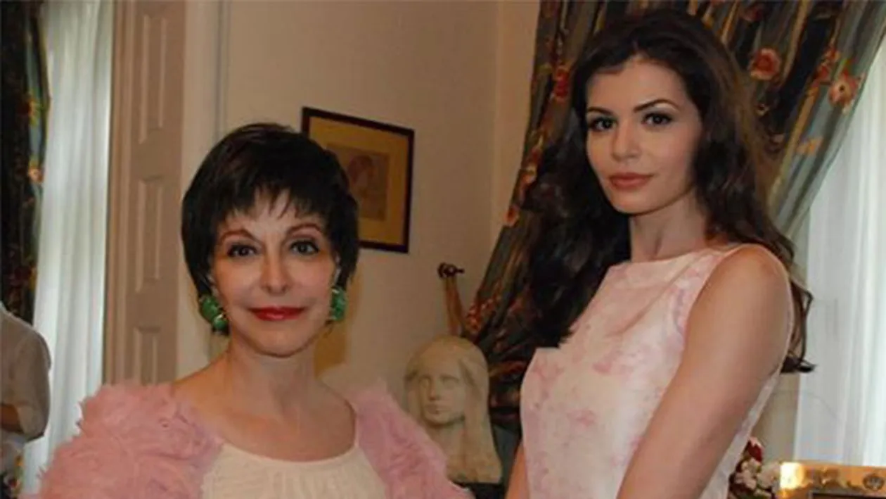 Monica Gabor a fost invitata sa petreaca un sejur la mosiile Balcic de catre Familia Regala!