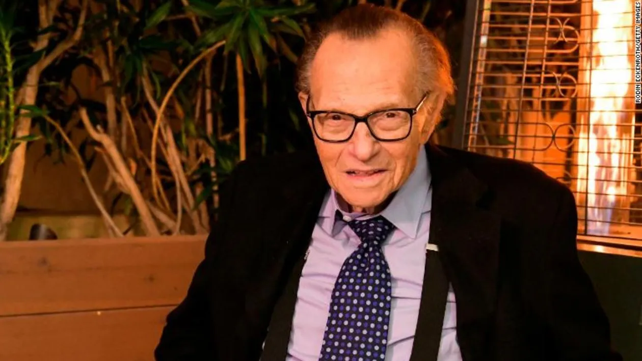 Larry King, spitalizat după ce a fost diagnosticat cu Covid-19