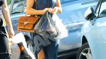 Jojo si Geanina Varga, indragostite de aceleasi sandale! Vezi ce piesa identica poarta Laura Cosoi si Dana Rogoz