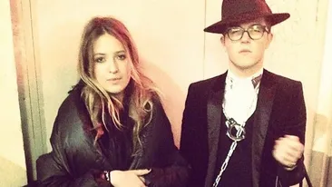 La varsta ei, altii se lupta cu corigentele si se distreaza in cluburi. Cum e viata copilului minune al modei, la numai 16 ani