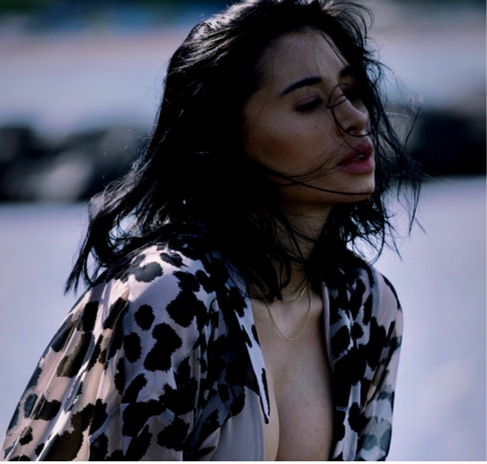 Cristina Gheorghe este "noua" Mădălina Ghenea! Trup perfect, manechin și actriță în Italia