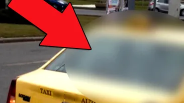 Detaliu NAUCITOR pe un taxi din Bucuresti! Cand au vazut ASTA, oamenii si-au scos telefoanele si au inceput sa faca POZE