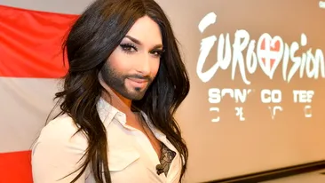 Ce face Conchita Wurst la aproape o luna de la castigarea Eurovisionului! Este un moment...