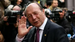 Băsescu: „Tandemul Trump–Putin a fost bătut măr de poporul maghiar.  Trump va pleca, America rămâne!”