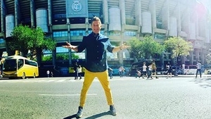 Pavel Bartoş, un tătic tare mândru! Ce mari şi frumoase s-au făcut fetele prezentatorului ”Românii au talent”