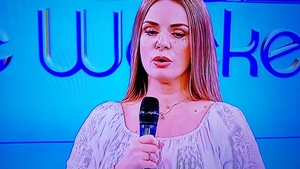 Clipe grele pentru Marcela Fota, la Acces Direct! A cântat, cu lacrimi în ochi, melodia compusă pentru cel care i-a fost soț! ”Mi-e așa de dor de tine!”
