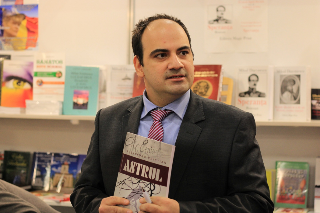 Cartea lui Alexandru Cristian, ”Astrul”, este o piesă de teatru despre marele poet Mihai Eminescu.