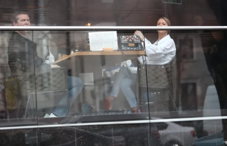 Florin Răducioiu și Andreea Albăstroiu trăiesc o frumoasă poveste de dragoste